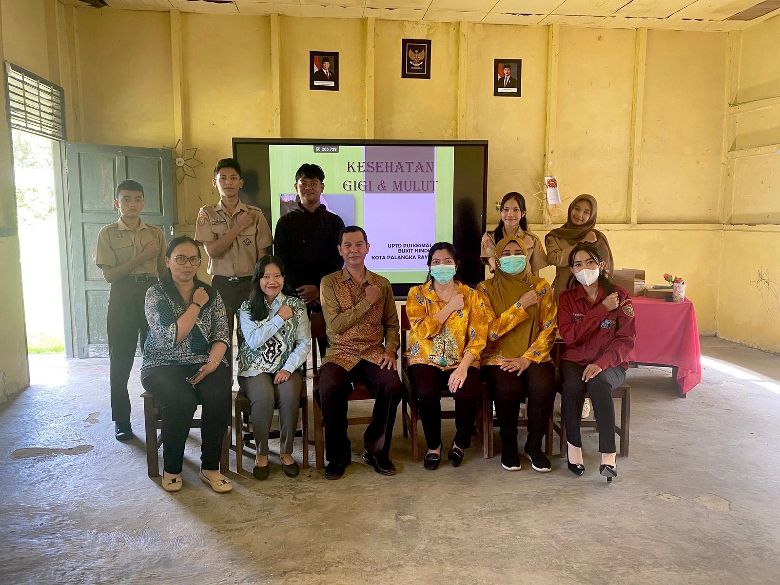 KEGIATAN PENYULUHAN KESEHATAN GIGI DAN MULUT